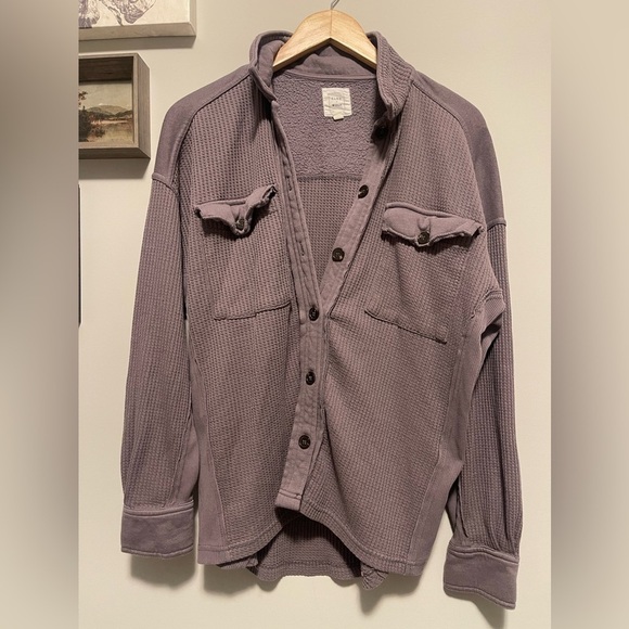 Cleo + Wolf | Oversized Knit Waffle Weave Button Up Shirt - Picture 4 of 4